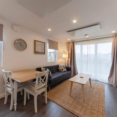 Contemporary 1 Bedroom Apartment In Ashford Ashford  Extérieur photo