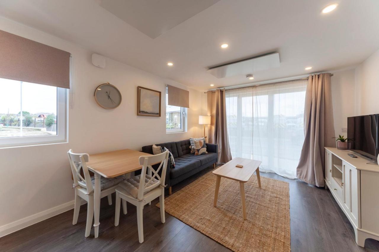 Contemporary 1 Bedroom Apartment In Ashford Ashford  Extérieur photo